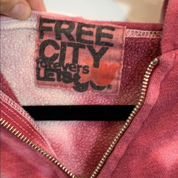 FREE CITY HOODIE ZIP UP - Picture 2 of 6